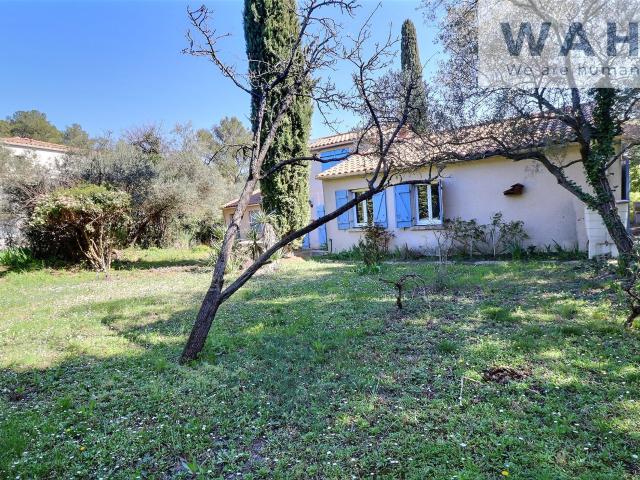 Maison Villa 5 Pieces Sur Terrain 1880 m2 34160 Saint Jean. 135m² Saint Jean de Cornies