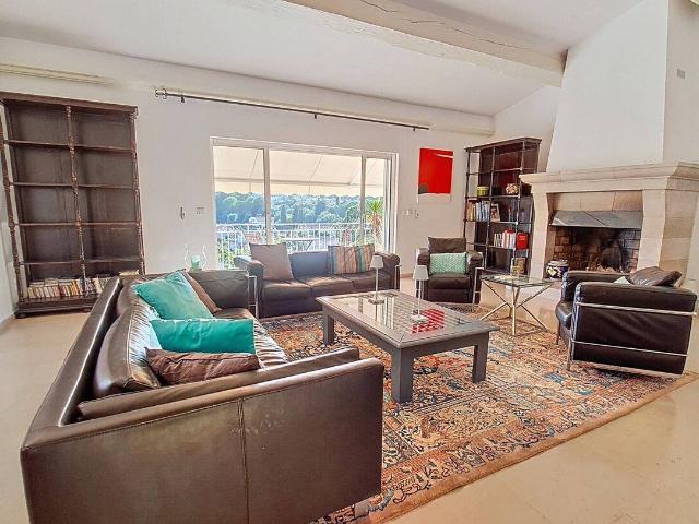 Maison Villa 6 pièces 175.29 m²