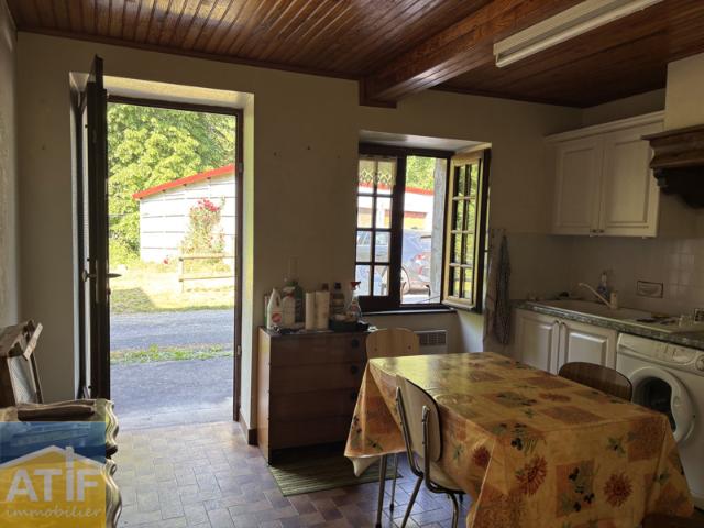 MAISON VILLAGE, TERRAIN, GARAGE, TRAVAUX