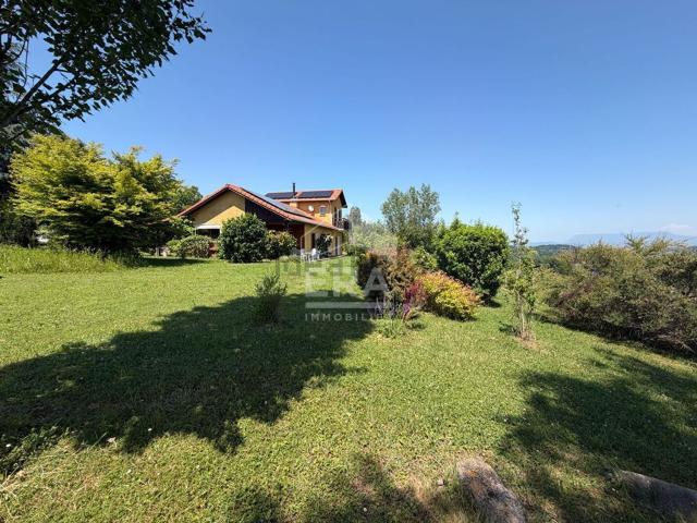 Maison, Villages du Lac de Paladru