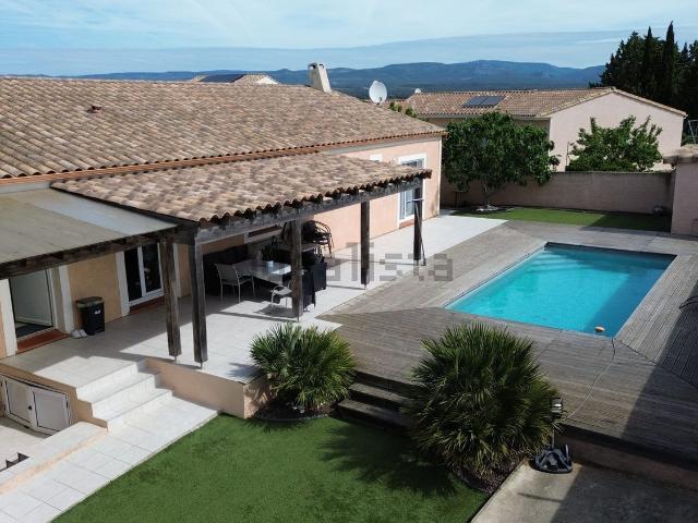 Maison, Villalier