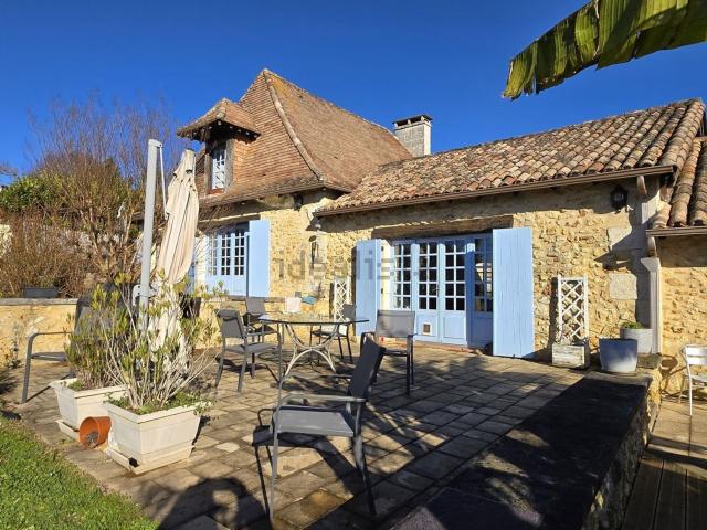 Maison, Villamblard