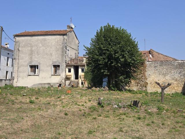 Maison, Villamblard