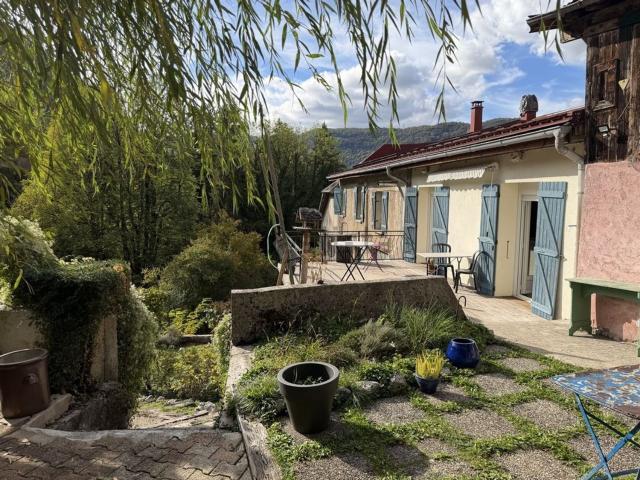 Maison, Villard Saint Sauveur