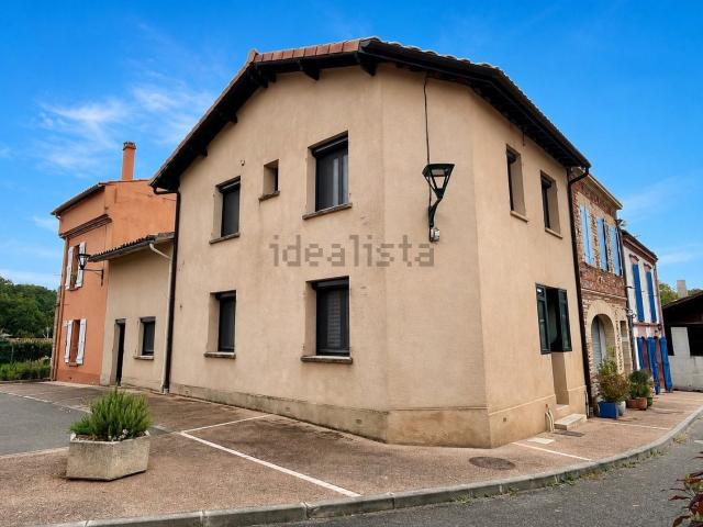 Maison, Villariès
