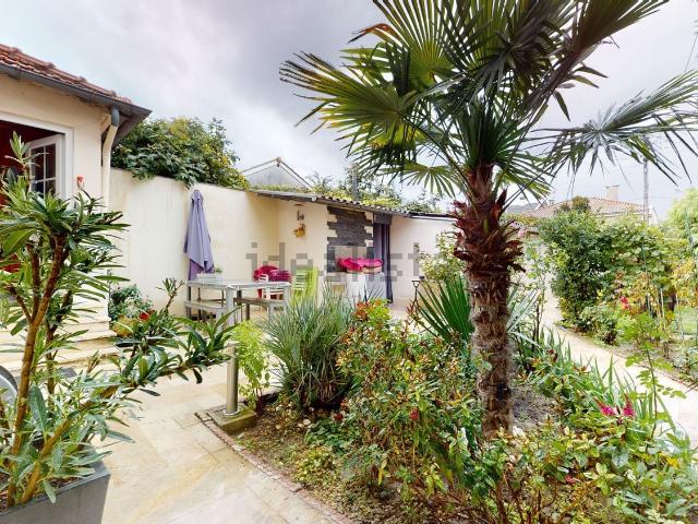 Maison, Villeurbanne