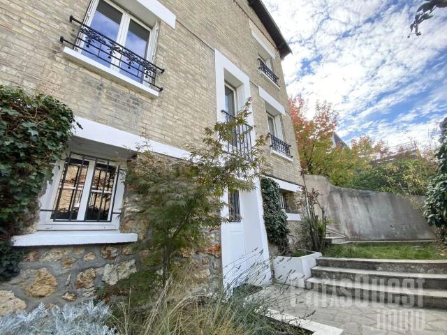 Maison, Ville d&apos Avray