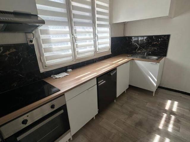 Maison ville Duplex 2 chambres 60 m² ST GENIS LAVAL CENTRE VI