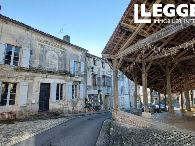 Maison, Villebois Lavalette