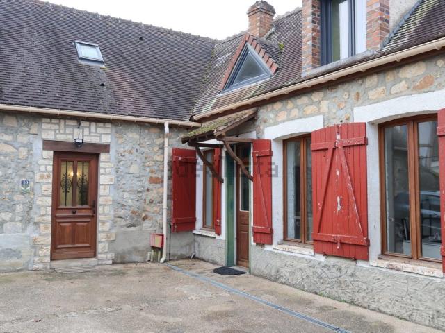 Maison, Montereau Fault Yonne