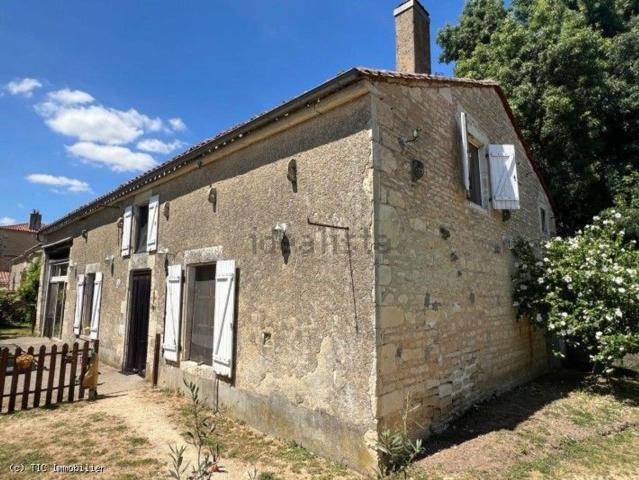 Maison, Villefagnan