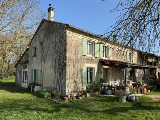 Maison, Villefagnan