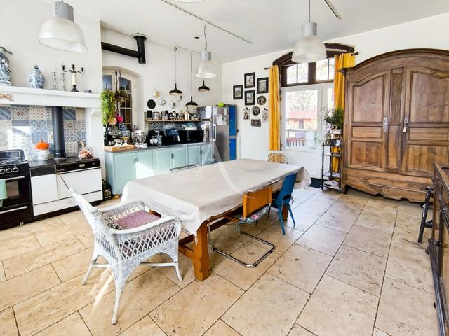 Maison Villefranche Du Perigord 4 chambres, 205 m², terrain 2236 m²