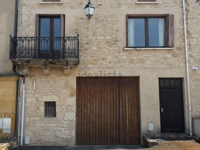 Maison, Villefranche du Périgord