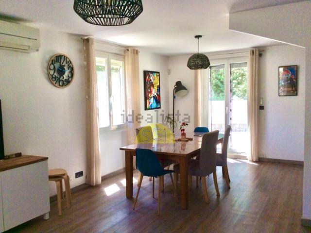 Maison, Villelongue dels Monts