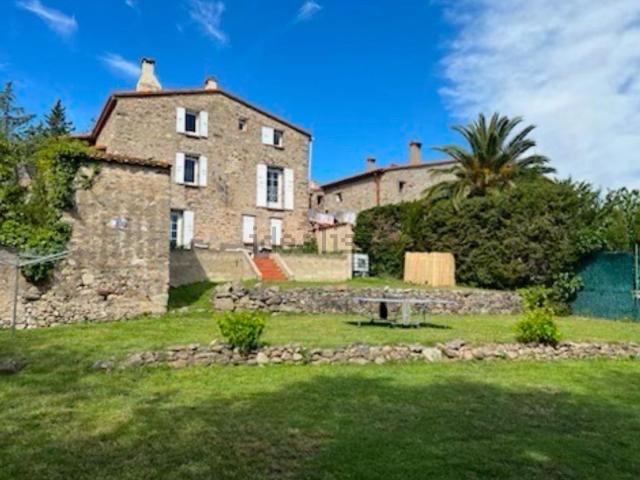 Maison, Villelongue dels Monts
