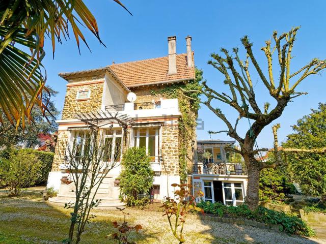 Maison, Villemomble