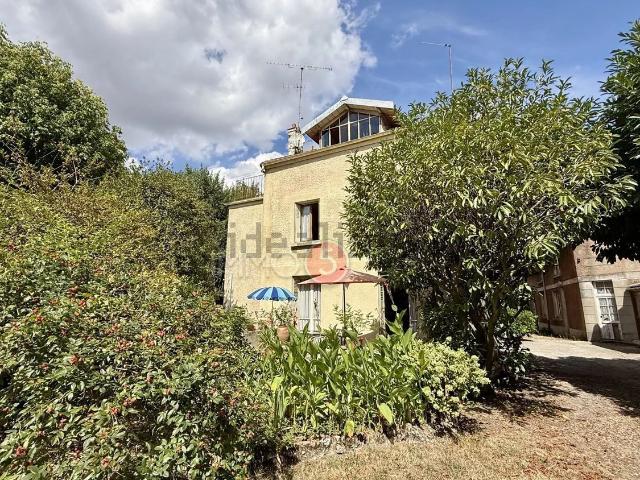 Maison, Villemomble