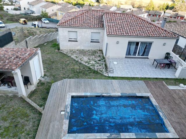Maison, Villemoustaussou