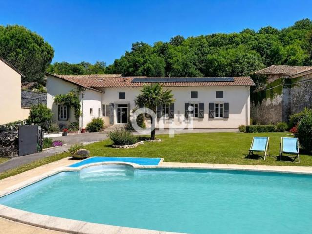 Maison, Villeneuve de Rivière