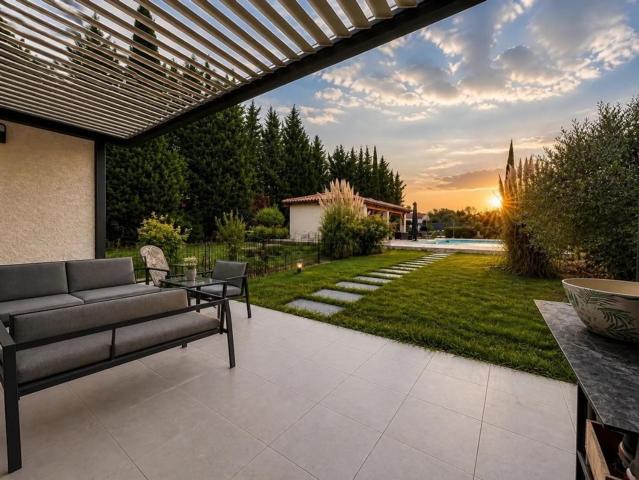 Maison, Villeneuve la Comptal