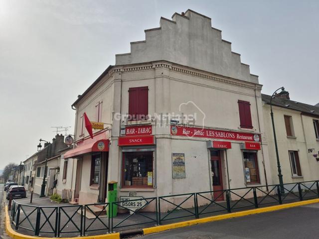 Maison, Villeneuve les Sablons