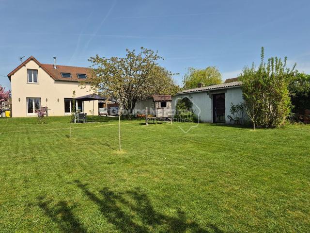 Maison, Villeneuve les Sablons