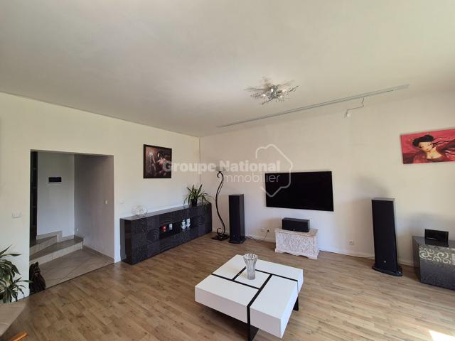 Maison Villeneuve Les Sablons 9 pièce s 167.38 m2