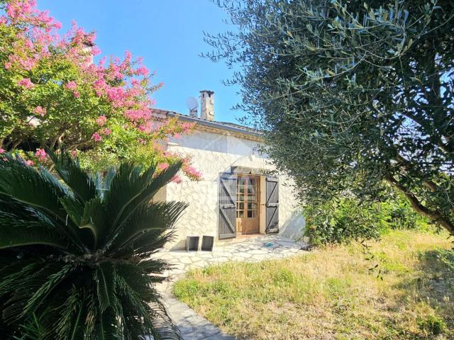 Maison Villeneuve Loubet 8 pièce s 172 m2