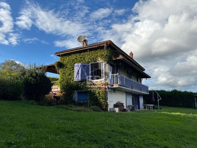 Maison, Villieu Loyes Mollon