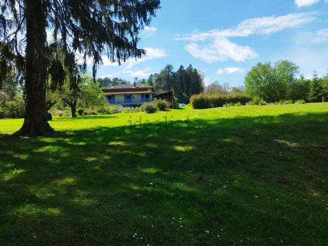 Maison, Villieu Loyes Mollon