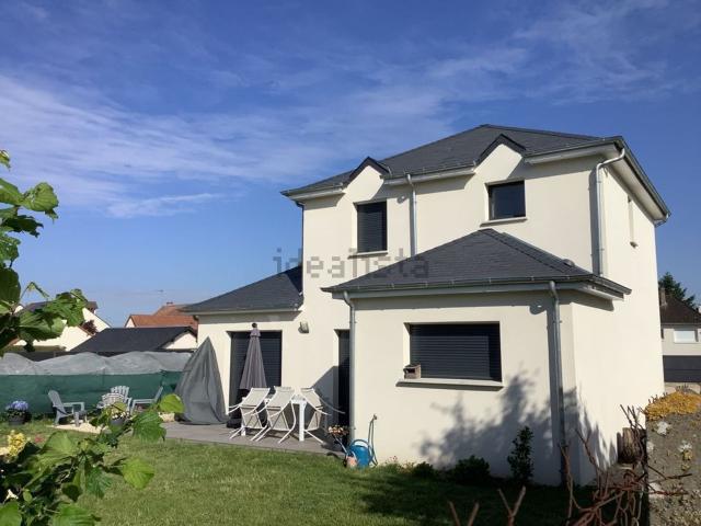 Maison, Vineuil