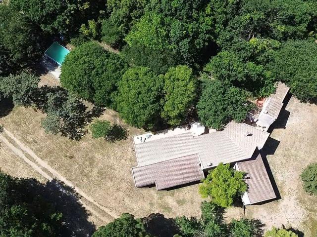 Maison, Viols le Fort