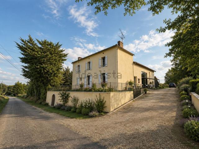 Maison, Virazeil