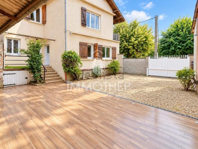 Maison, Viriville