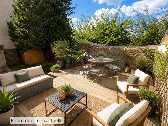Maison, Viry