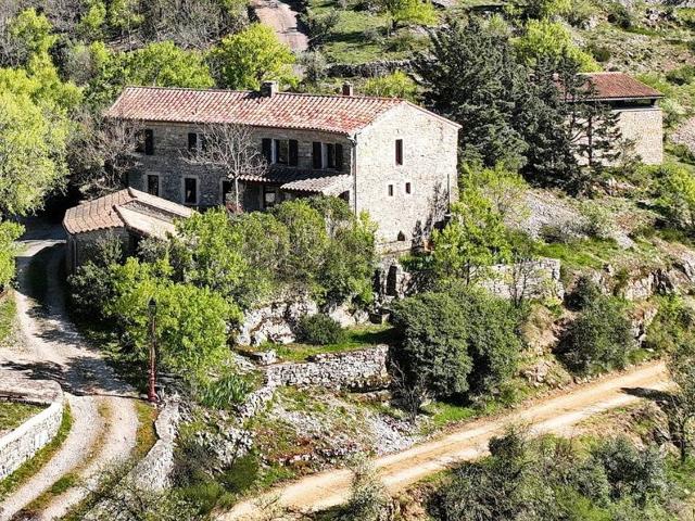 Maison, Vissec