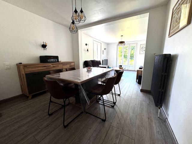 MAISON VUE DEGAGEE 3 CHAMBRES GARAGE TERRAIN 1527M2 VY LES LURE