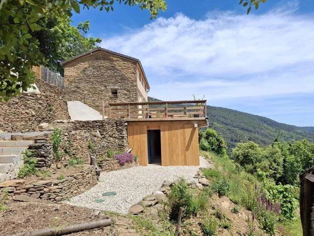 Maison vue dominante
