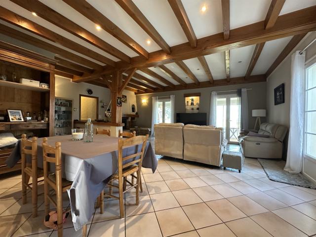 Maison Vue Dominante Avec Piscine 145m² Le Mas d'Agenais
