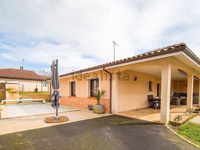 Maison, Ychoux