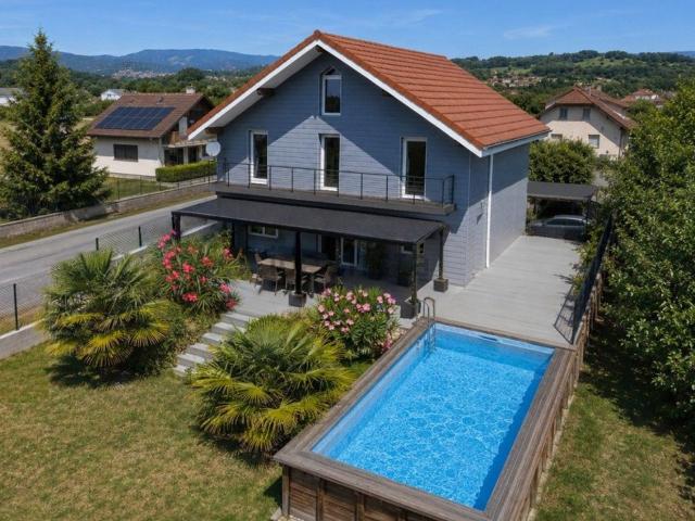 Maison, Yenne