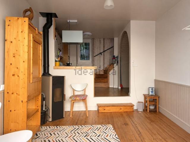 Maison, Yenne