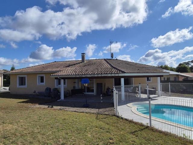 Maison, Ygos Saint Saturnin