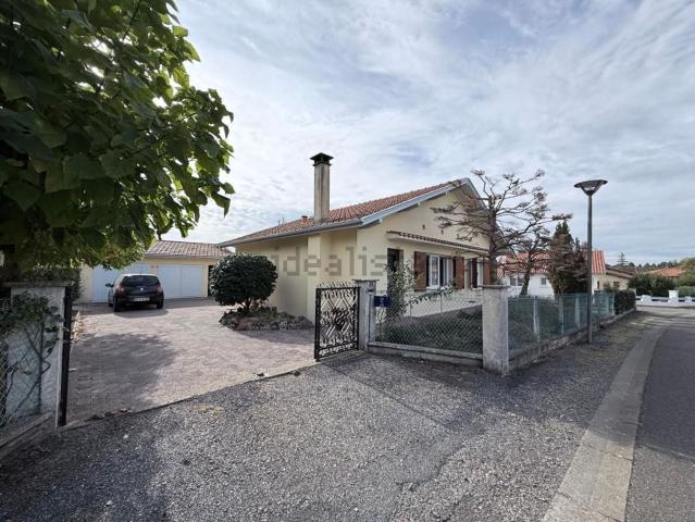 Maison, Ygos Saint Saturnin