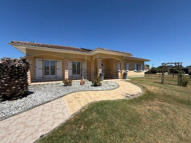 Maison, Ygos Saint Saturnin