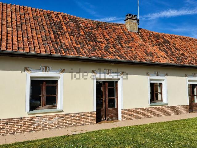 Maison, Yvrencheux