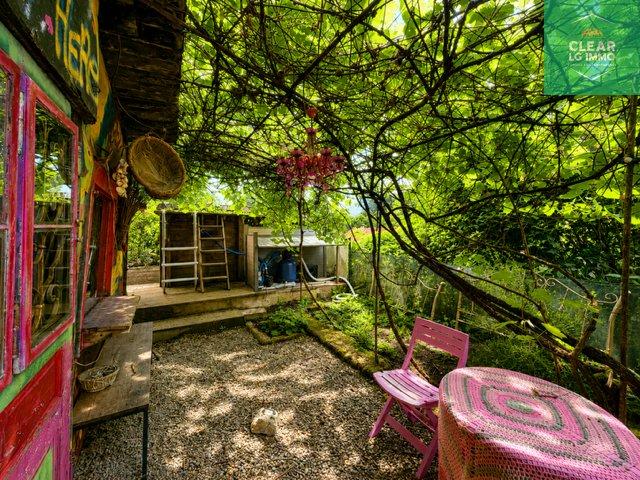 Maisonavec jardin et piscine