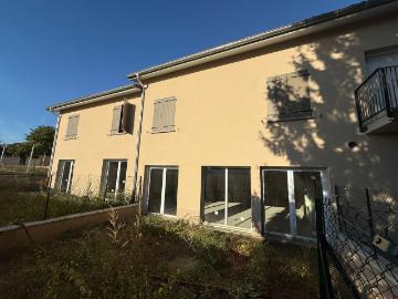 MAISOND E VILLE AVEC JARDIN AU CALME