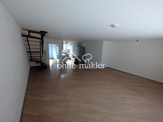 Maisonette mit eigenem Eingang, Terrasse, Vorgarten & Tiefgarage 4 Zi 120 m²